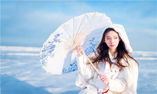 景东试管代怀生子多少钱一个？助孕之路的费用分析与方案选择